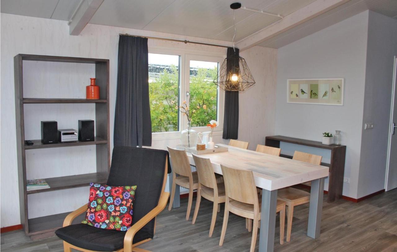 2 Bedroom Awesome Home In Sint-Annaland 外观 照片